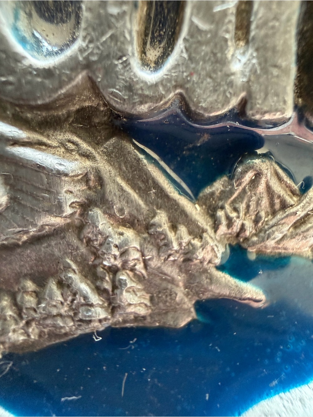 Canada Maple Leaf Belt Buckle - Red & Blue Accents - Picture 12 of 13